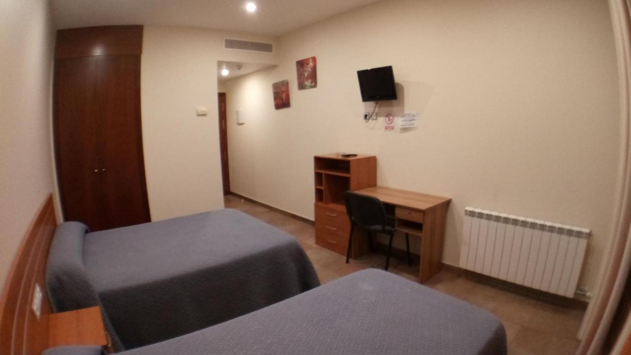 Hostal Venecia II Monzón المظهر الخارجي الصورة